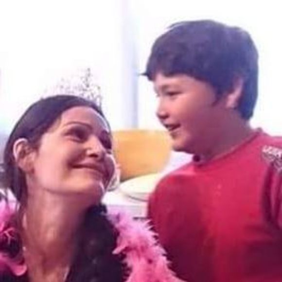 Meet your Posher, Shirley - Picture 1 of 1